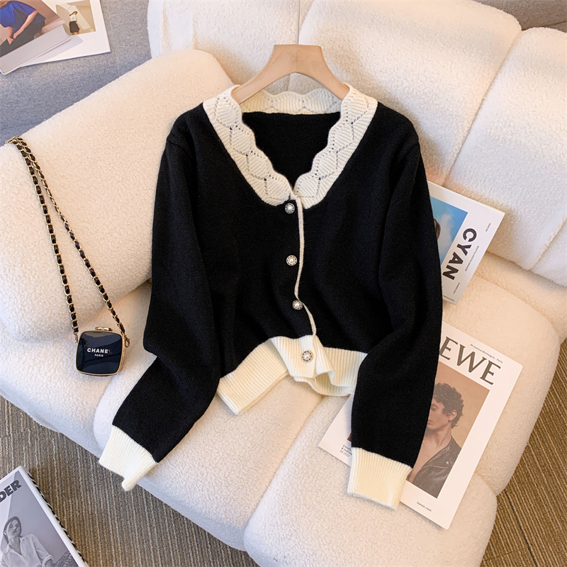 Crop Cardigan Vintage - Kardigan Rajut Pendek Wanita Hitam Gaya