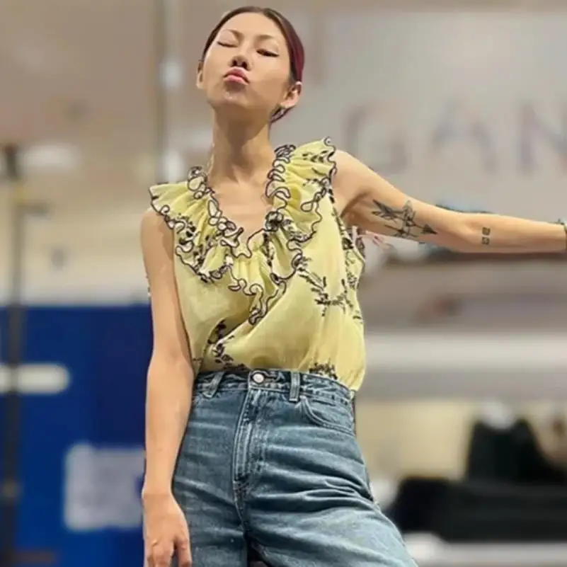 Rompi Kerah V Floral Segar Mus - Printed Floral Shirt ulasan dan harga